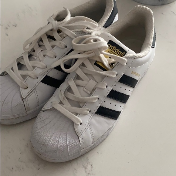 Addidas super star shoes - Picture 3 of 5